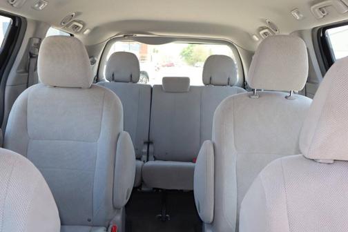 2017 Toyota Sienna L