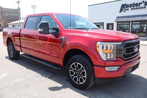 Red 2022 Ford F-150 XLT