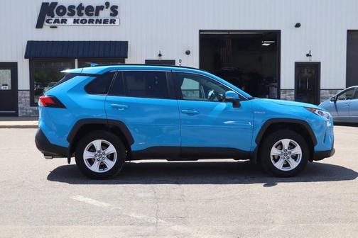 2020 Toyota RAV4 Hybrid XLE