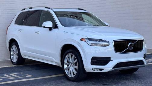 2016 Volvo XC90 T6 Momentum