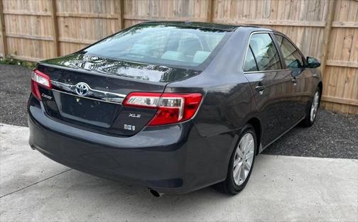 2014 Toyota Camry Hybrid XLE