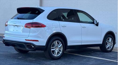 2016 Porsche Cayenne S