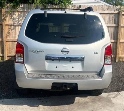 2009 Nissan Pathfinder SE