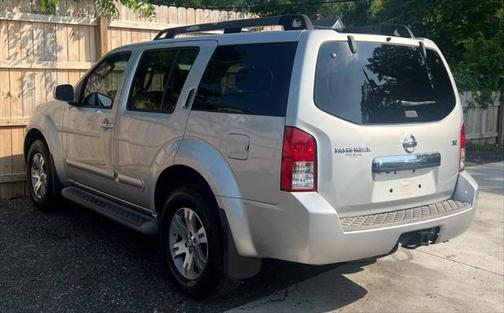 2009 Nissan Pathfinder SE