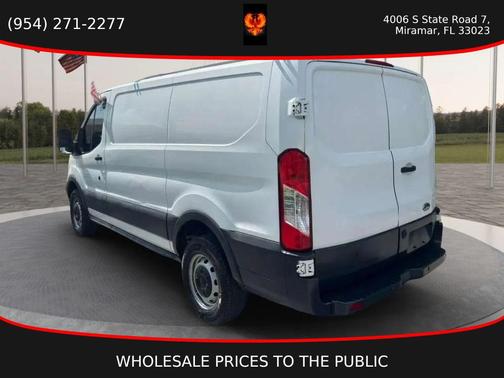 Oxford White 2017 Ford Transit-250 Base