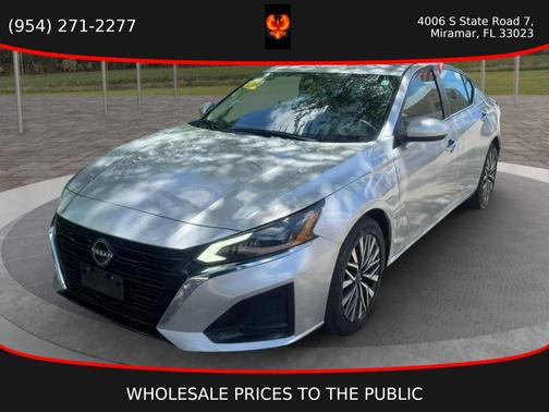 Brilliant Silver Metallic 2023 Nissan Altima 2.5 SV