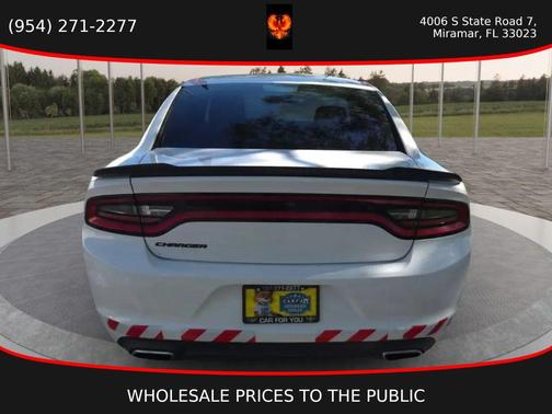Bright White Clearcoat 2016 Dodge Charger SE