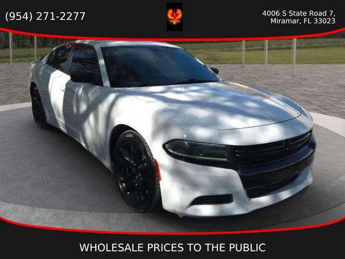 Bright White Clearcoat 2016 Dodge Charger SE