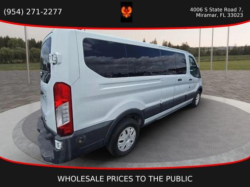 Oxford White 2017 Ford Transit-350 XLT