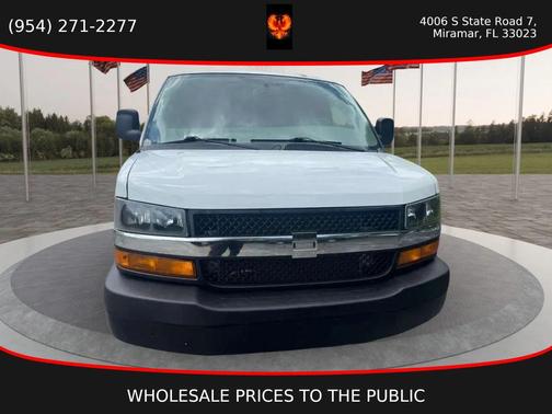 Summit White 2022 Chevrolet Express 2500 Work Van