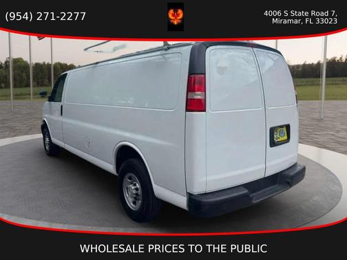 Summit White 2022 Chevrolet Express 2500 Work Van