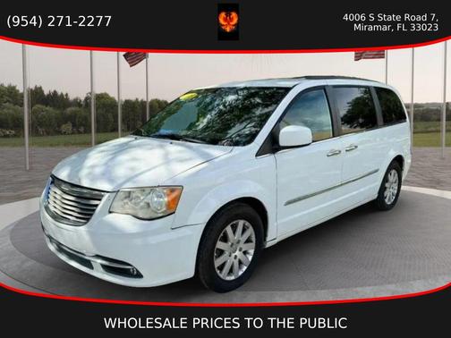 2014 Chrysler Town & Country Touring
