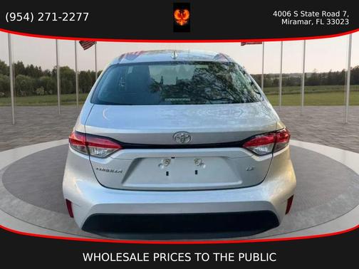 Classic Silver Metallic 2024 Toyota Corolla LE