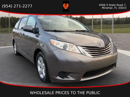 2016 Toyota Sienna LE