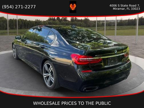 Black 2019 BMW 750 i xDrive