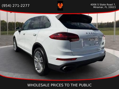 White 2016 Porsche Cayenne Cayenne