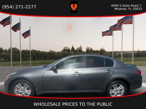 2015 INFINITI Q40 Base