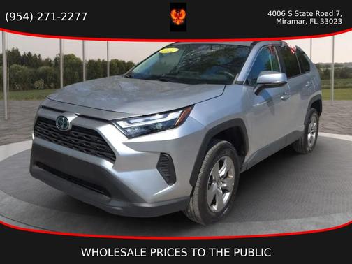 2022 Toyota RAV4 Hybrid XLE