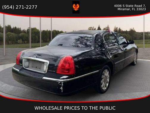 2008 Lincoln Town Car Signature