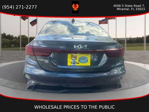 Gravity Gray 2024 Kia Forte LX