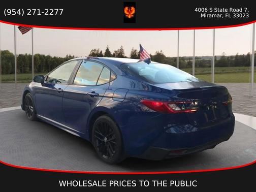 2025 Toyota Camry SE