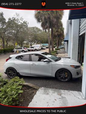 2019 Hyundai Veloster Base