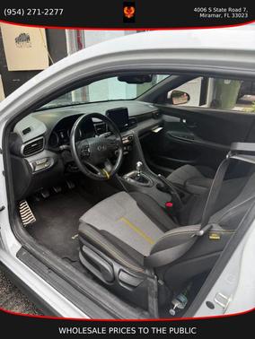 2019 Hyundai Veloster Base