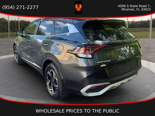 Gravity Gray 2023 Kia Sportage LX