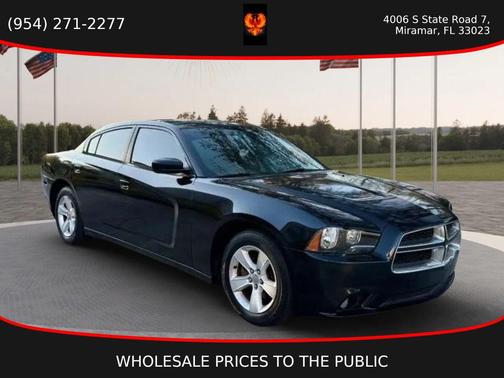 Black 2014 Dodge Charger SE