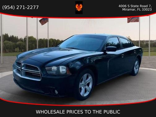 Black 2014 Dodge Charger SE