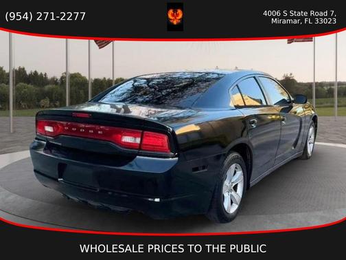 Black 2014 Dodge Charger SE