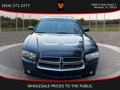 Black 2014 Dodge Charger SE