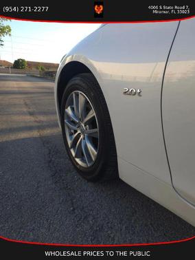 White 2017 INFINITI Q50 2.0T Premium