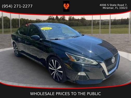 Super Black 2021 Nissan Altima SR FWD