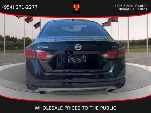 Super Black 2021 Nissan Altima SR FWD
