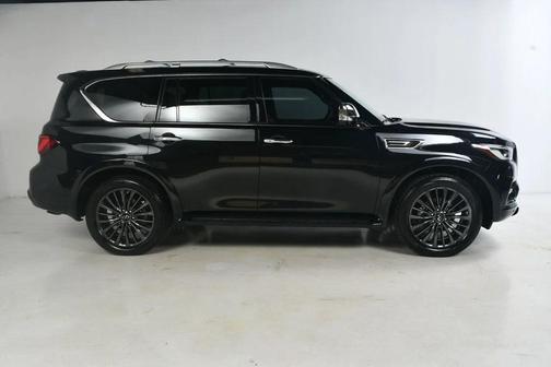 2024 INFINITI QX80 SENSORY AWD