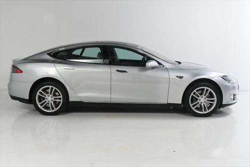 2013 Tesla Model S 4dr Sedan
