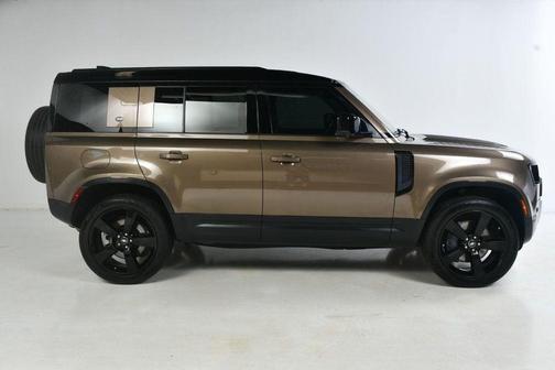2020 Land Rover Defender 110 First Edition AWD