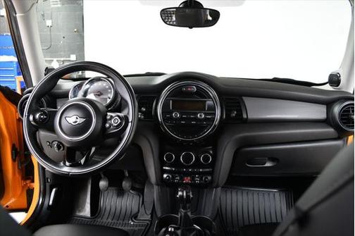 2015 MINI Hardtop Cooper