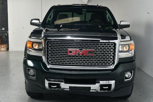 2015 GMC Sierra 2500 Denali
