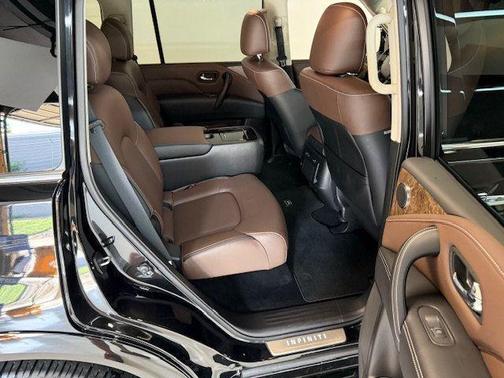 2024 INFINITI QX80 PREMIUM SELECT AWD