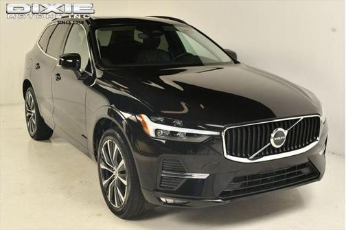 2022 Volvo XC60 B5 FWD Momentum