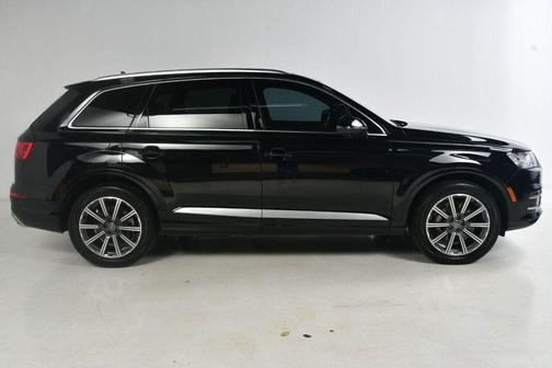 2019 Audi Q7 45 Premium Plus