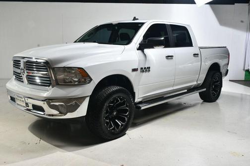 2016 RAM 1500 Sunroof Navigation Hemi 4x4 Crew Cab Bed Cover