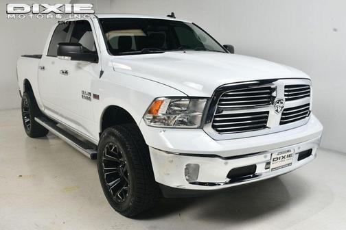 2016 RAM 1500 Sunroof Navigation Hemi 4x4 Crew Cab Bed Cover