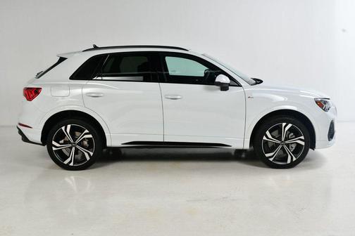 2024 Audi Q3 45 S line Premium Plus