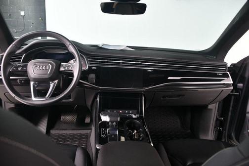 2020 Audi Q8 55 Premium Plus