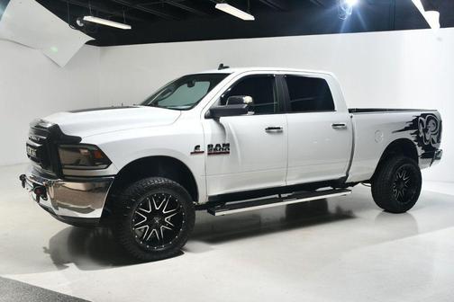2018 RAM 2500 SLT 4x4 Crew Cab 6'4' Box