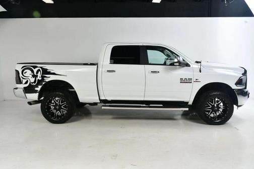 2018 RAM 2500 SLT 4x4 Crew Cab 6'4' Box