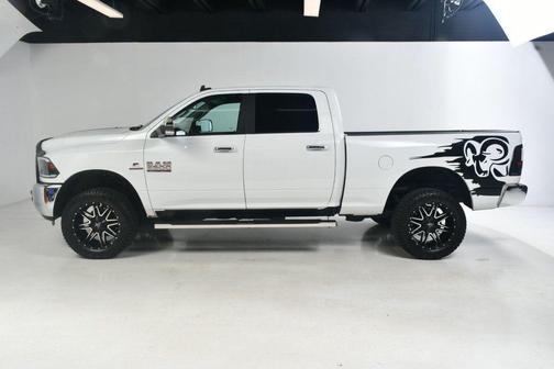 2018 RAM 2500 SLT 4x4 Crew Cab 6'4' Box